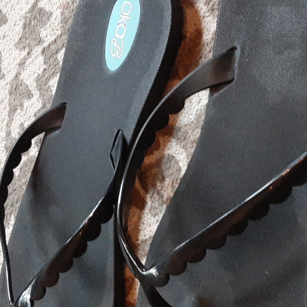 okaB Flip-flops - Picture 2 of 3